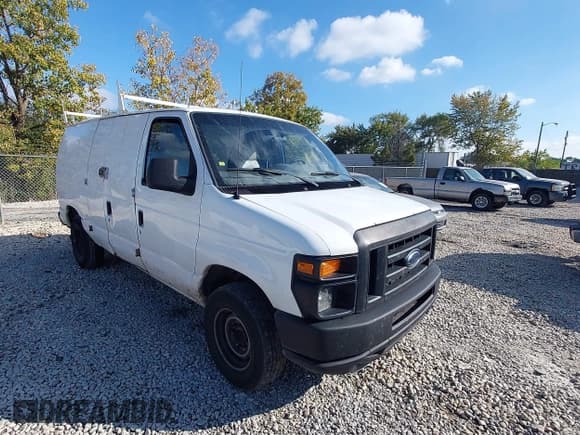 ✅ 2012 Ford Econoline Cargo Recreational • VIN: 1FTNE2EW2CDA95092 • Lot: 43455302. Wystawiony na IAAI z przebiegiem 270 761 mil. Bezpłatny archiwum sprzedaży aukcyjnych z USA i szczegółowy raport historii pojazdu na DreamBid. Zdjęcie 1.