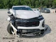 ✅ 2025 Chevrolet Equinox FWD RS • VIN: 3GNAXLEG7SL159148 • Lot: 71194425. Wystawiony na Copart z przebiegiem 5 221 mil. Bezpłatny archiwum sprzedaży aukcyjnych z USA i szczegółowy raport historii pojazdu na DreamBid. Zdjęcie 15.