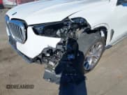 ✅ 2024 BMW X5 xDrive40i • VIN: 5UX23EU03R9T52973 • Лот: 43524700. Опубликован ранее на IAAI с пробегом 35 554 миль. Бесплатный доступ к архиву аукционных продаж из США и подробный отчёт об истории автомобиля на DreamBid. Изображение 6.