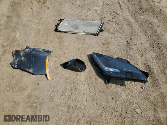 ✅ 2018 Chevrolet Corvette Z06 3LZ • VIN: 1G1YU2D69J5600823 • Lot: 59687595. Listed on Copart with 7,470 mi. Free auction sales archive from the USA and detailed vehicle history report at DreamBid. Image 12.