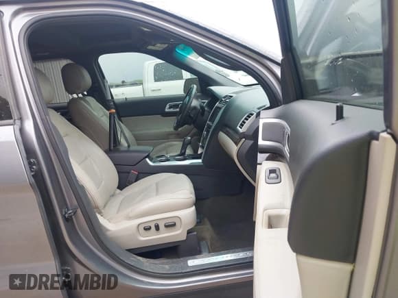 ✅ 2013 Ford Explorer Limited • VIN: 1FM5K7F80DGB92924 • Lot: 41919996. Wystawiony na IAAI z przebiegiem 87 398 mil. Bezpłatny archiwum sprzedaży aukcyjnych z USA i szczegółowy raport historii pojazdu na DreamBid. Zdjęcie 5.