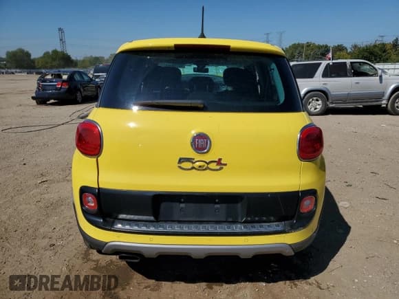 ✅ 2014 FIAT 500L Trekking • VIN: ZFBCFADH4EZ021070 • Lot: 80738165. Listed on Copart with 36,695 mi. Free auction sales archive from the USA and detailed vehicle history report at DreamBid. Image 6.