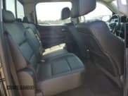 ✅ 2015 GMC Sierra 1500 SLT • VIN: 3GTU2VEC1FG446013 • Lot: 72069605. Wystawiony na Copart z przebiegiem 70 117 mil. Bezpłatny archiwum sprzedaży aukcyjnych z USA i szczegółowy raport historii pojazdu na DreamBid. Zdjęcie 10.