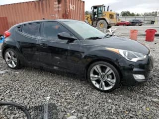 ✅ 2013 Hyundai Veloster w/Black Int • VIN: KMHTC6AD3DU092210 • Lot: 89218545. Wystawiony na Copart z przebiegiem 108 023 mil. Bezpłatny archiwum sprzedaży aukcyjnych z USA i szczegółowy raport historii pojazdu na DreamBid. Zdjęcie 4.