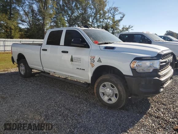 ✅ 2022 Ram 3500 Tradesman • VIN: 3C63R3GJ7NG341781 • Lot: 74441554. Listed on Copart with Not provided. Free auction sales archive from the USA and detailed vehicle history report at DreamBid. Image 4.