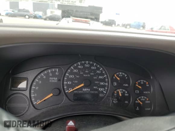 ✅ 2002 Chevrolet Suburban Z71 • VIN: 3GNFK16Z22G255447 • Лот: 49962965. Опубликован ранее на Copart с пробегом Не указан. Бесплатный доступ к архиву аукционных продаж из США и подробный отчёт об истории автомобиля на DreamBid. Изображение 9.