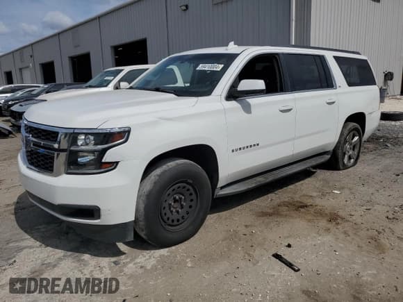 ✅ 2016 Chevrolet Suburban LS • VIN: 1GNSCGKC4GR295021 • Lot: 59410004. Wystawiony na Copart z przebiegiem 125 117 mil. Bezpłatny archiwum sprzedaży aukcyjnych z USA i szczegółowy raport historii pojazdu na DreamBid. Zdjęcie 1.