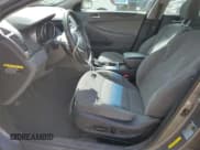 ✅ 2014 Hyundai Sonata GLS • VIN: 5NPEB4AC4EH898435 • Lot: 85142985. Wystawiony na Copart z przebiegiem 135 582 mil. Bezpłatny archiwum sprzedaży aukcyjnych z USA i szczegółowy raport historii pojazdu na DreamBid. Zdjęcie 7.