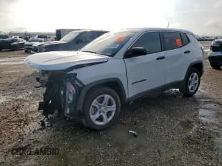 ✅ 2023 Jeep Compass Sport • VIN: 3C4NJDAN8PT531772 • Lot: 70465855. Wystawiony na Copart z przebiegiem 25 888 mil. Bezpłatny archiwum sprzedaży aukcyjnych z USA i szczegółowy raport historii pojazdu na DreamBid. Zdjęcie 1.