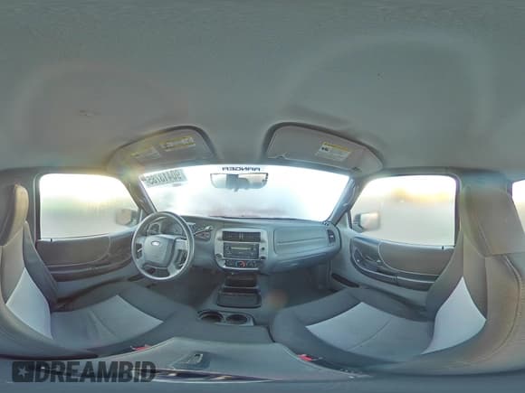 ✅ 2009 Ford Ranger XL • VIN: 1FTYR10D69PA28746 • Lot: 90413785. Wystawiony na Copart z przebiegiem 76 261 mil. Bezpłatny archiwum sprzedaży aukcyjnych z USA i szczegółowy raport historii pojazdu na DreamBid. Zdjęcie 14.