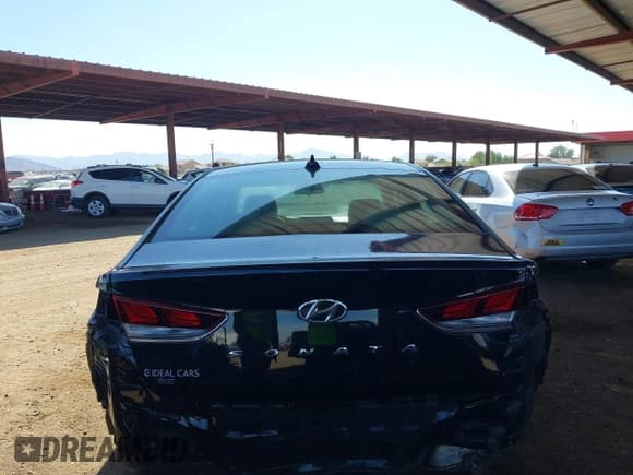 ✅ 2018 Hyundai Sonata SE • VIN: 5NPE24AF5JH680444 • Лот: 43242845. Опубликован ранее на IAAI с пробегом 93 990 миль. Бесплатный доступ к архиву аукционных продаж из США и подробный отчёт об истории автомобиля на DreamBid. Изображение 17.