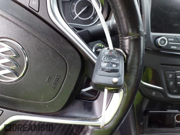 ✅ 2014 Buick Regal Premium I • VIN: 2G4GN5EX2E9270472 • Lot: 42591013. Listed on IAAI with Not provided. Free auction sales archive from the USA and detailed vehicle history report at DreamBid. Image 11.