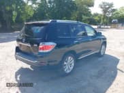 ✅ 2012 Toyota Highlander Limited • VIN: JTEDC3EHXC2009446 • Лот: 42413520. Опубликован ранее на IAAI с пробегом 100 293 миль. Бесплатный доступ к архиву аукционных продаж из США и подробный отчёт об истории автомобиля на DreamBid. Изображение 4.