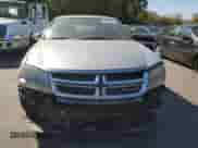 2013 Dodge Avenger SE z VIN 1C3CDZAB4DN680312, wystawiony jako Copart lot #74890914 z przebiegiem 149 418 mil mil oraz Szkoda całkowita • Salvage title. Historia ofert i sprzedaży dostępna na DreamBid. Obrazek 5.