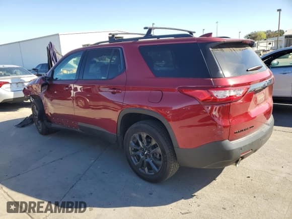 ✅ 2021 Chevrolet Traverse RS • VIN: 1GNEVJKW7MJ188411 • Lot: 82182205. Wystawiony na Copart z przebiegiem 61 024 mil. Bezpłatny archiwum sprzedaży aukcyjnych z USA i szczegółowy raport historii pojazdu na DreamBid. Zdjęcie 2.