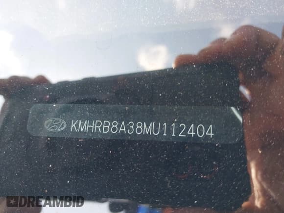 ✅ 2021 Hyundai Venue SE • VIN: KMHRB8A38MU112404 • Lot: 42221700. Wystawiony na IAAI z przebiegiem 19 281 mil. Bezpłatny archiwum sprzedaży aukcyjnych z USA i szczegółowy raport historii pojazdu na DreamBid. Zdjęcie 9.