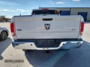 ✅ 2015 Ram 2500 Laramie • VIN: 3C6UR5FL0FG667863 • Lot: 87044705. Wystawiony na Copart z przebiegiem 363 254 mil. Bezpłatny archiwum sprzedaży aukcyjnych z USA i szczegółowy raport historii pojazdu na DreamBid. Zdjęcie 6.