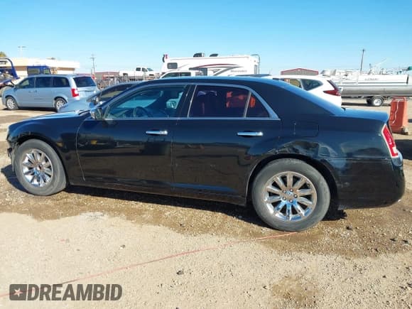 ✅ 2012 Chrysler 300 Limited • VIN: 2C3CCACG1CH249219 • Lot: 43598583. Listed on IAAI with 247,815 mi. Free auction sales archive from the USA and detailed vehicle history report at DreamBid. Image 15.