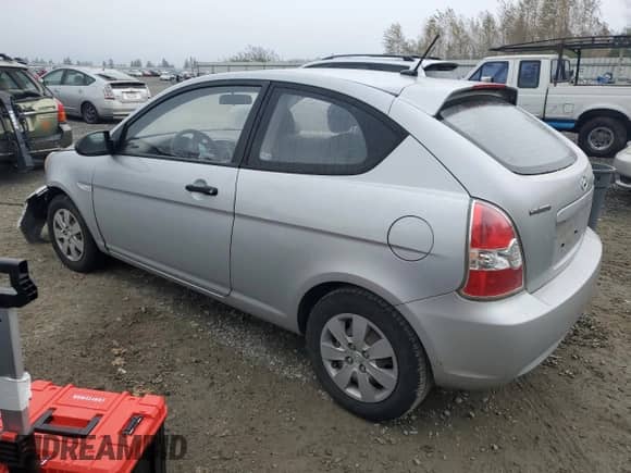 2009 Hyundai Accent Auto GS с VIN KMHCM36C09U137834, выставлен на аукционе Copart как лот 75289454 с пробегом 214 416 миль миль и Списание • Salvage title. История ставок и продаж доступна на DreamBid. Изображение 2.
