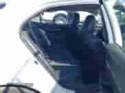 2022 Toyota Camry SE z VIN 4T1G11AK9NU047993, wystawiony jako IAAI lot #43315367 z przebiegiem 70 901 mil mil oraz . Historia ofert i sprzedaży dostępna na DreamBid. Obrazek 8.