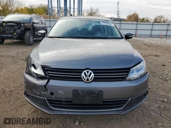 ✅ 2013 Volkswagen Jetta SE • VIN: 3VWDP7AJ2DM279352 • Lot: 91020885. Listed on Copart with 49,368 mi. Free auction sales archive from the USA and detailed vehicle history report at DreamBid. Image 5.