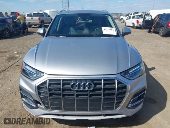 ✅ 2021 Audi Q5 Premium • VIN: WA1AAAFY1M2051905 • Lot: 43271856. Wystawiony na IAAI z przebiegiem 80 357 mil. Bezpłatny archiwum sprzedaży aukcyjnych z USA i szczegółowy raport historii pojazdu na DreamBid. Zdjęcie 12.