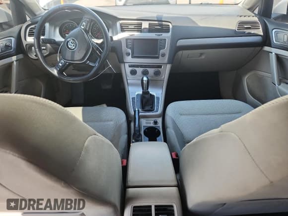 ✅ 2017 Volkswagen Golf S • VIN: 3VW017AU0HM531275 • Lot: 68853235. Wystawiony na Copart z przebiegiem 128 644 mil. Bezpłatny archiwum sprzedaży aukcyjnych z USA i szczegółowy raport historii pojazdu na DreamBid. Zdjęcie 8.