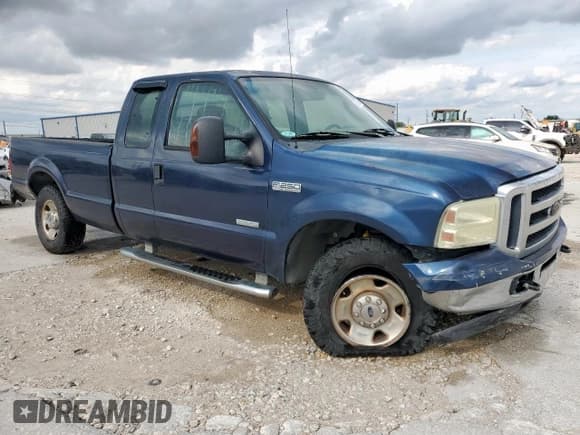 ✅ 2007 Ford F-250 XL • VIN: 1FTSX20PX7EA45618 • Lot: 58775595. Wystawiony na Copart z przebiegiem 263 027 mil. Bezpłatny archiwum sprzedaży aukcyjnych z USA i szczegółowy raport historii pojazdu na DreamBid. Zdjęcie 4.