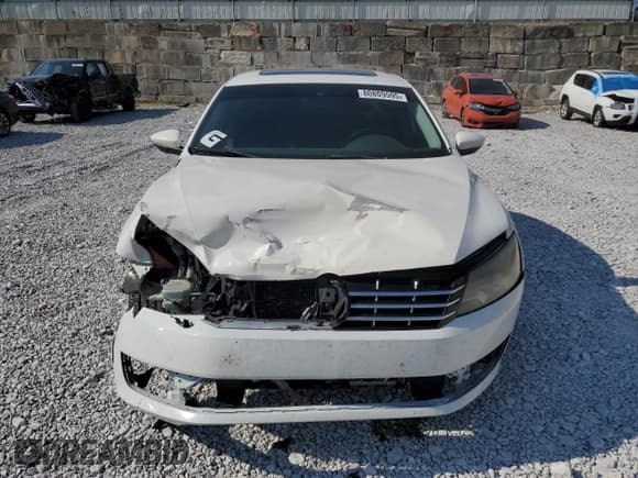 ✅ 2012 Volkswagen Passat SEL Premium • VIN: 1VWCN7A38CC016530 • Лот: 80809595. Опубликован ранее на Copart с пробегом 189 118 миль. Бесплатный доступ к архиву аукционных продаж из США и подробный отчёт об истории автомобиля на DreamBid. Изображение 5.