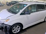 ✅ 2019 Toyota Sienna LE • VIN: 5TDKZ3DC4KS999579 • Lot: 43827144. Listed on IAAI with 225,613 mi. Free auction sales archive from the USA and detailed vehicle history report at DreamBid. Image 8.