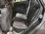 ✅ 2019 Ford Fiesta SE • VIN: 3FADP4BJ8KM142631 • Lot: 84002015. Wystawiony na Copart z przebiegiem 34 779 mil. Bezpłatny archiwum sprzedaży aukcyjnych z USA i szczegółowy raport historii pojazdu na DreamBid. Zdjęcie 10.