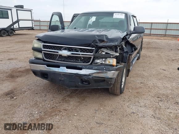 ✅ 2006 Chevrolet Silverado 1500 LT1 • VIN: 2GCEK13T561133233 • Лот: 43387481. Опубликован ранее на IAAI с пробегом 199 923 миль. Бесплатный доступ к архиву аукционных продаж из США и подробный отчёт об истории автомобиля на DreamBid. Изображение 6.