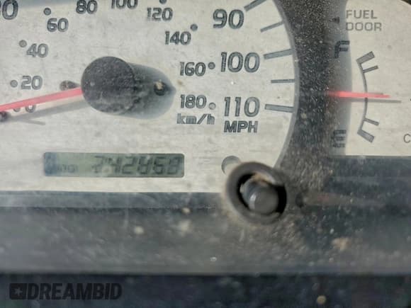 ✅ 2004 Toyota Tacoma PreRunner • VIN: 5TESN92NX4Z321640 • Лот: 93737315. Опубликован ранее на Copart с пробегом 242 860 миль. Бесплатный доступ к архиву аукционных продаж из США и подробный отчёт об истории автомобиля на DreamBid. Изображение 12.