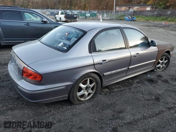 ✅ 2005 Hyundai Sonata GLS • VIN: KMHWF35H95A137332 • Lot: 90840785. Wystawiony na Copart z przebiegiem Nie podano. Bezpłatny archiwum sprzedaży aukcyjnych z USA i szczegółowy raport historii pojazdu na DreamBid. Zdjęcie 3.