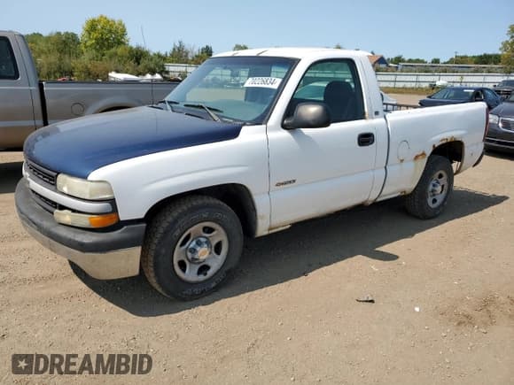 ✅ 2002 Chevrolet Silverado 1500 • VIN: 1GCEC14W42Z309275 • Лот: 70226834. Опубликован ранее на Copart с пробегом 133 407 миль. Бесплатный доступ к архиву аукционных продаж из США и подробный отчёт об истории автомобиля на DreamBid. Изображение 1.