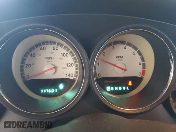 2009 Dodge Charger SXT z VIN 2B3KA33V39H573080, wystawiony jako Copart lot #77794044 z przebiegiem 117 601 mil mil oraz Szkoda całkowita • Salvage title. Historia ofert i sprzedaży dostępna na DreamBid. Obrazek 9.