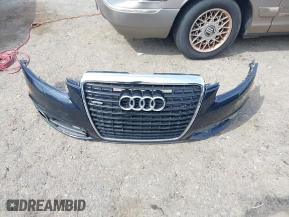 ✅ 2011 Audi A6 Premium Plus • VIN: WAUFGAFB2BN002422 • Lot: 41795458. Wystawiony na IAAI z przebiegiem 94 684 mil. Bezpłatny archiwum sprzedaży aukcyjnych z USA i szczegółowy raport historii pojazdu na DreamBid. Zdjęcie 12.