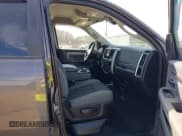 ✅ 2018 Ram 1500 Big Horn • VIN: 3C6RR7LT0JG254341 • Lot: 42747245. Wystawiony na IAAI z przebiegiem 113 171 mil. Bezpłatny archiwum sprzedaży aukcyjnych z USA i szczegółowy raport historii pojazdu na DreamBid. Zdjęcie 5.