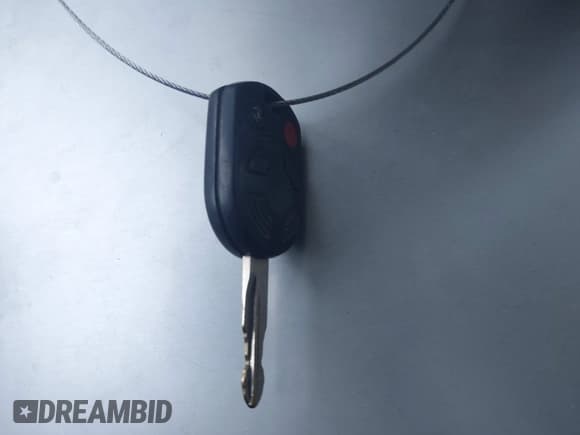 ✅ 2012 Ford Escape XLS • VIN: 1FMCU0C73CKA59607 • Lot: 43654992. Wystawiony na IAAI z przebiegiem 203 150 mil. Bezpłatny archiwum sprzedaży aukcyjnych z USA i szczegółowy raport historii pojazdu na DreamBid. Zdjęcie 11.