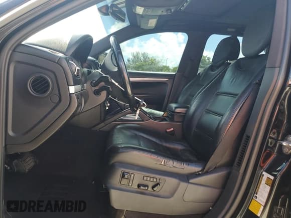 ✅ 2010 Porsche Cayenne • VIN: WP1AA2AP9ALA01249 • Лот: 68712855. Опубликован ранее на Copart с пробегом 168 260 миль. Бесплатный доступ к архиву аукционных продаж из США и подробный отчёт об истории автомобиля на DreamBid. Изображение 7.