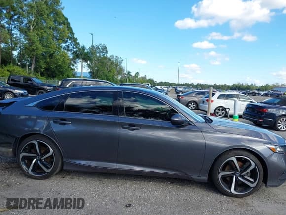 ✅ 2019 Honda Accord Sport • VIN: 1HGCV2F33KA019975 • Lot: 43583701. Listed on IAAI with 57,210 mi. Free auction sales archive from the USA and detailed vehicle history report at DreamBid. Image 13.