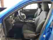 2024 Dodge Hornet R/T z VIN ZACPDFCW1R3A19984, wystawiony jako Copart lot #58474565 z przebiegiem 19 863 mil mil oraz Czysty tytuł • Clean title. Historia ofert i sprzedaży dostępna na DreamBid. Obrazek 7.