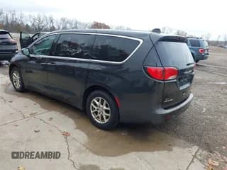 ✅ 2017 Chrysler Pacifica LX • VIN: 2C4RC1CG5HR608773 • Lot: 43596492. Wystawiony na IAAI z przebiegiem 208 440 mil. Bezpłatny archiwum sprzedaży aukcyjnych z USA i szczegółowy raport historii pojazdu na DreamBid. Zdjęcie 3.