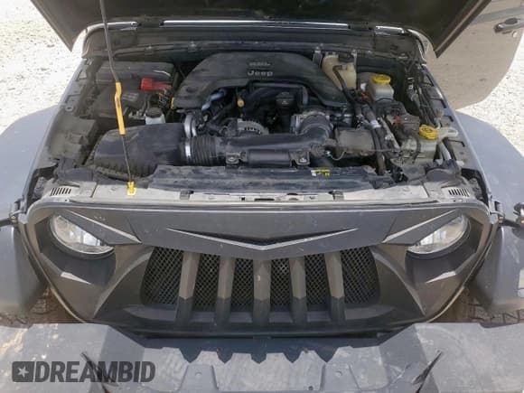 ✅ 2020 Jeep Wrangler Unlimited Freedom • VIN: 1C4HJXDG3LW274780 • Лот: 61870755. Опубликован ранее на Copart с пробегом 62 709 миль. Бесплатный доступ к архиву аукционных продаж из США и подробный отчёт об истории автомобиля на DreamBid. Изображение 12.