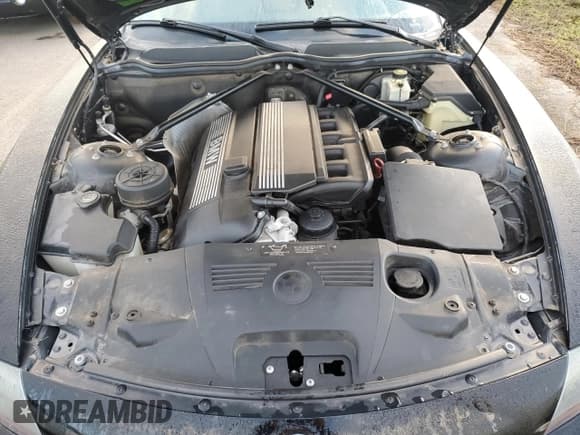 ✅ 2003 BMW Z4 2.5i • VIN: 4USBT33423LS47498 • Lot: 75129264. Listed on Copart with 65,843 mi. Free auction sales archive from the USA and detailed vehicle history report at DreamBid. Image 11.