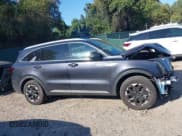 ✅ 2025 Kia Sorento S • VIN: 5XYRL4JC0SG362342 • Lot: 43345935. Wystawiony na IAAI z przebiegiem 3 676 mil. Bezpłatny archiwum sprzedaży aukcyjnych z USA i szczegółowy raport historii pojazdu na DreamBid. Zdjęcie 13.