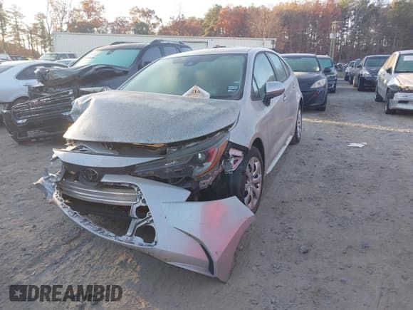 ✅ 2022 Toyota Corolla LE • VIN: 5YFEPMAE6NP383510 • Лот: 43721488. Опубликован ранее на IAAI с пробегом 34 900 миль. Бесплатный доступ к архиву аукционных продаж из США и подробный отчёт об истории автомобиля на DreamBid. Изображение 2.