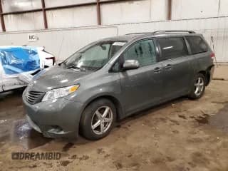 ✅ 2014 Toyota Sienna LE • VIN: 5TDKK3DC3ES425466 • Lot: 90556505. Listed on Copart with 155,154 mi. Free auction sales archive from the USA and detailed vehicle history report at DreamBid. Image 1.