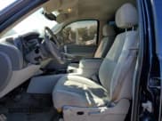 ✅ 2007 GMC Sierra 1500 SLE1 • VIN: 2GTEK13M571579182 • Lot: 80178405. Wystawiony na Copart z przebiegiem 221 319 mil. Bezpłatny archiwum sprzedaży aukcyjnych z USA i szczegółowy raport historii pojazdu na DreamBid. Zdjęcie 7.