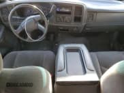 ✅ 2005 Chevrolet Silverado 1500 LS • VIN: 2GCEK13T851100869 • Lot: 89656635. Listed on Copart with 128,586 mi. Free auction sales archive from the USA and detailed vehicle history report at DreamBid. Image 8.